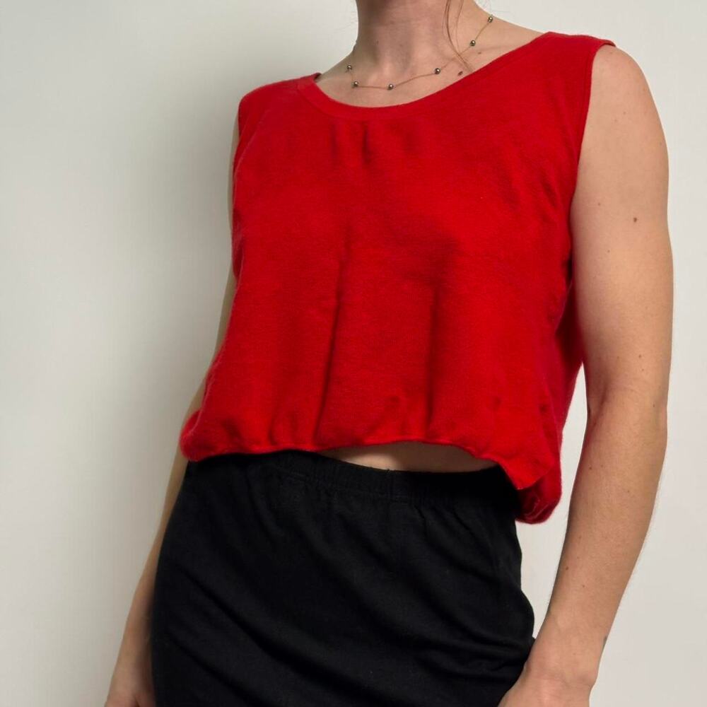 A.K.R.I.S Cropped Cashmere Tank ~ Cherry Red- size 8
